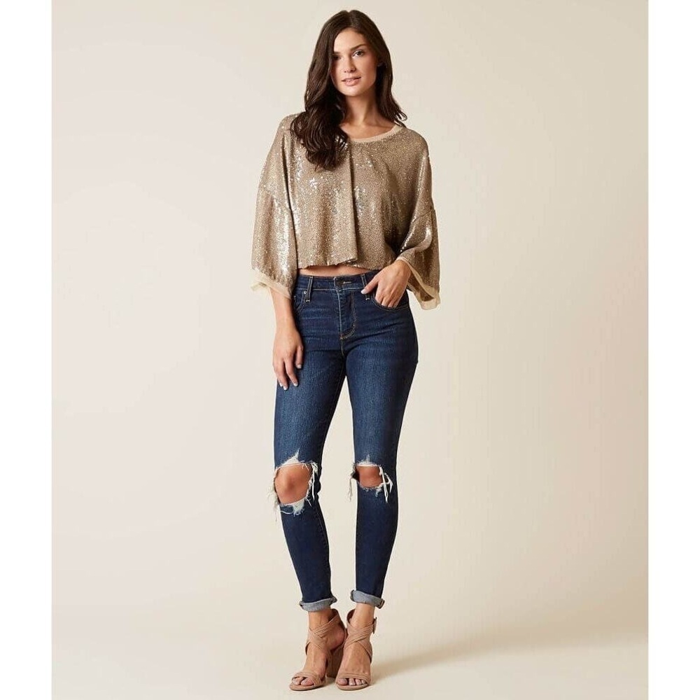 FREE PEOPLE Champagne Dreams Sequins Glam Tee $128 MEDIUM Neutral Cropped EUC - Picture 12 of 12